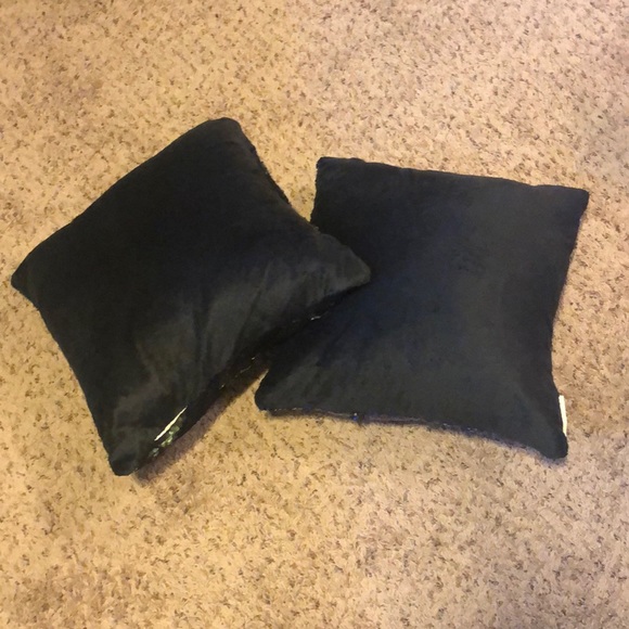 ❌SOLD❌Sequin Pillows - Picture 3 of 3